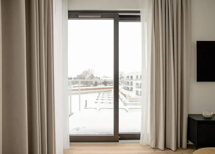 Lighthouse View - Sol Marina Wislinka